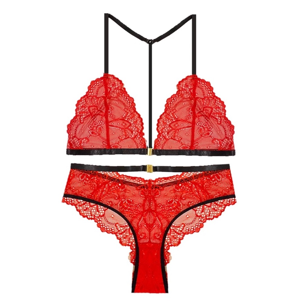 Red lingerie set